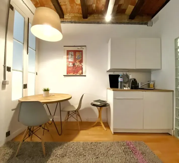 Barcelona, Spain 1 bed · 1 workspace · 30 Mbps WiFi