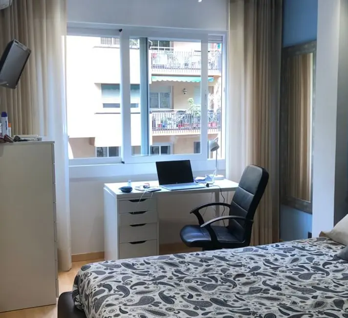 Barcelona, Spain 1 bed · 1 workspace · 289 Mbps WiFi
