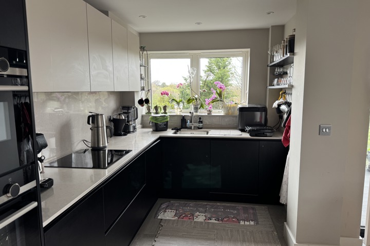 A flat with a great green view - 11