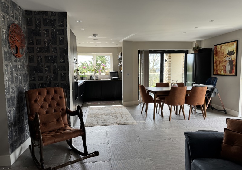 home swap in London, England