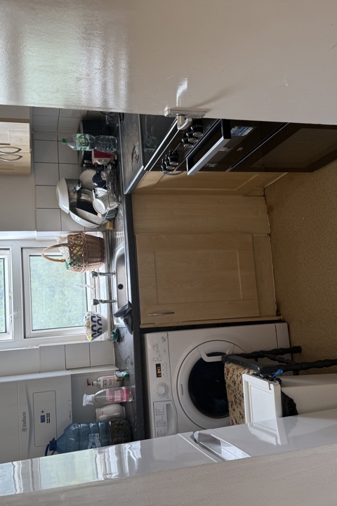 London Flat Near Parks & City Life - 3