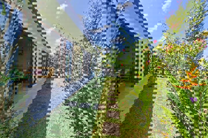 Ubud house surrounded by rice fields - 2