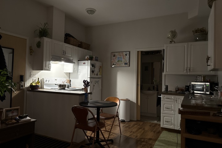 Small but modern ground floor apartment in Fernie - 1