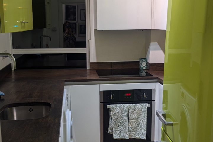 Spacious-comfortable-lovingly decorated 2 bed apt - 4