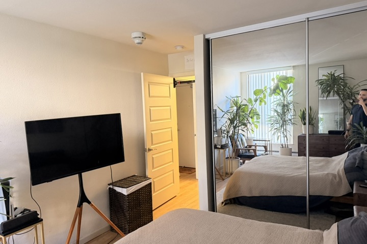 Cozy 1BR near SF landmarks in vibrant North Beach - 4