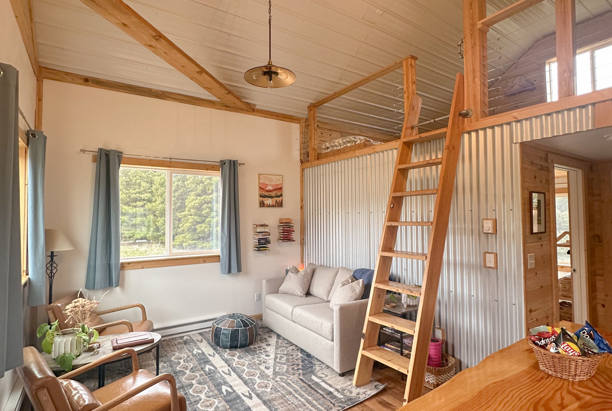 Cozy Cabin near Glacier National Park
