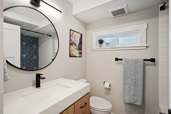 Historic home walking distance to river/food/fun! - 6