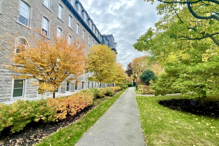 Loft in a Historic Building in Downtown Montreal - 12