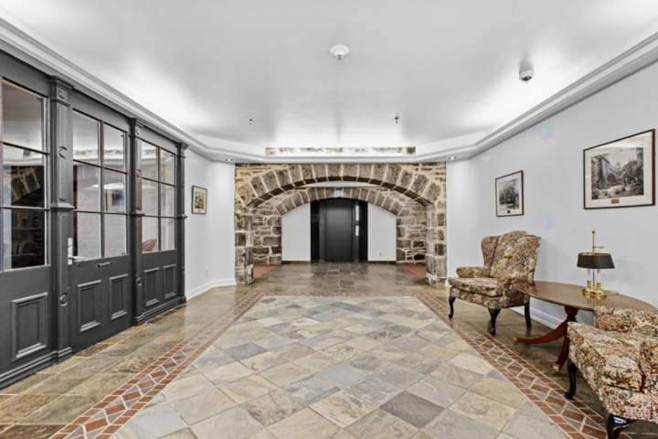 Loft in a Historic Building in Downtown Montreal - 1