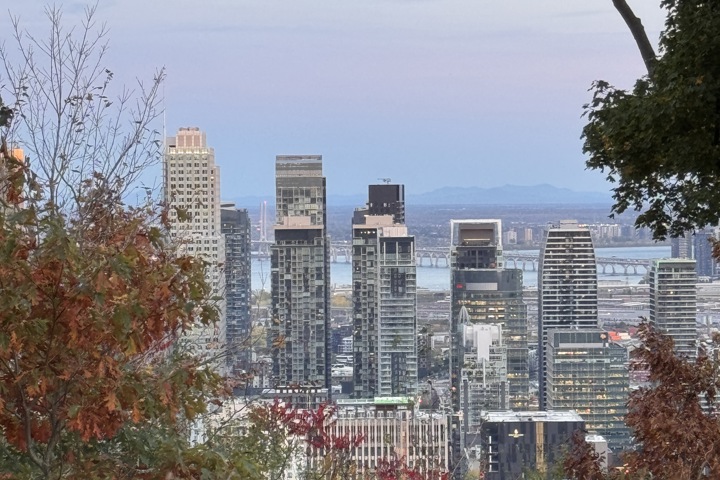 Loft in a Historic Building in Downtown Montreal - 15