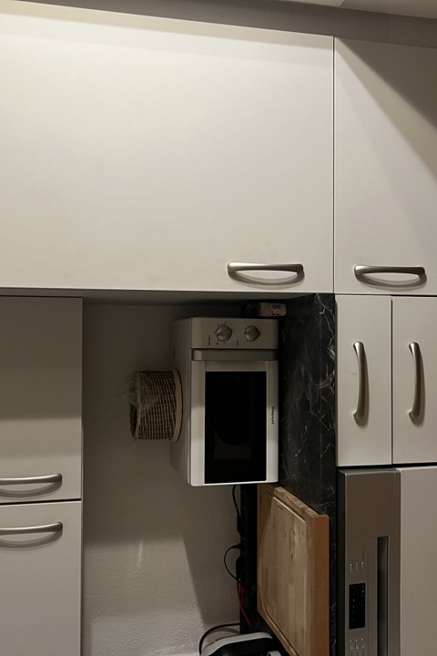 Cozy 2-Room Apartment - 10