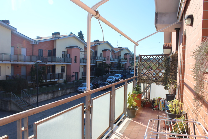 Paceful Green Oasis in Rome Suburbs - 2