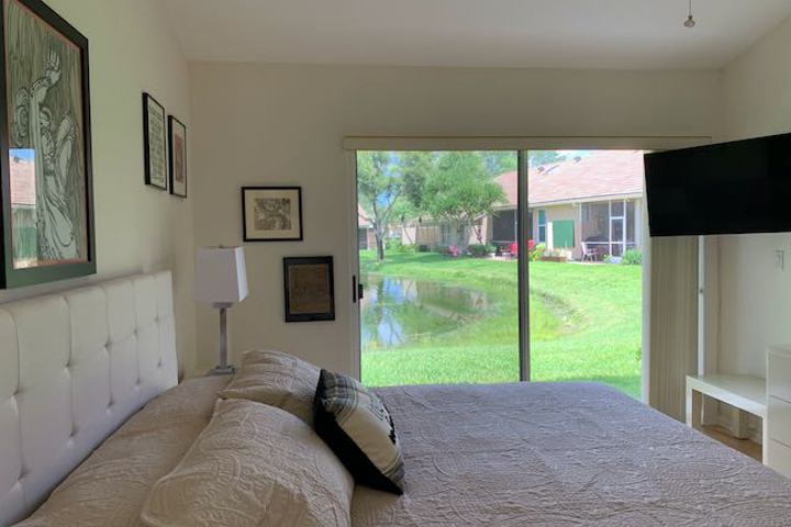 3 BR, 2 BA Villa in PGA National, Florida - 8