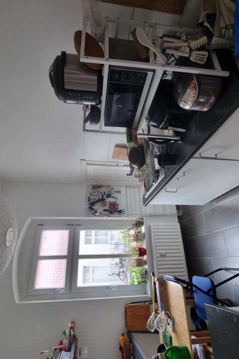 Bright cozy 58m² flat on Simon-Dach-St. Boxhagener - 3