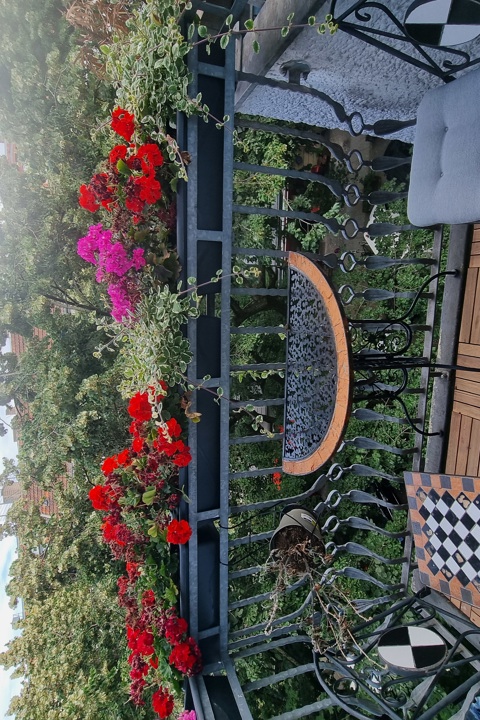 Bright cozy 58m² flat on Simon-Dach-St. Boxhagener - 2