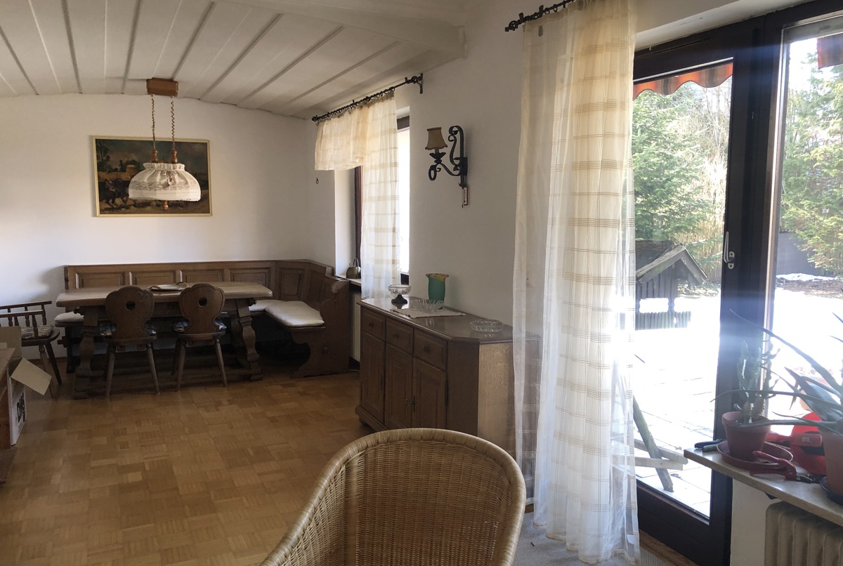 Roomy apt. w/ garden in green/quiet neighborhood