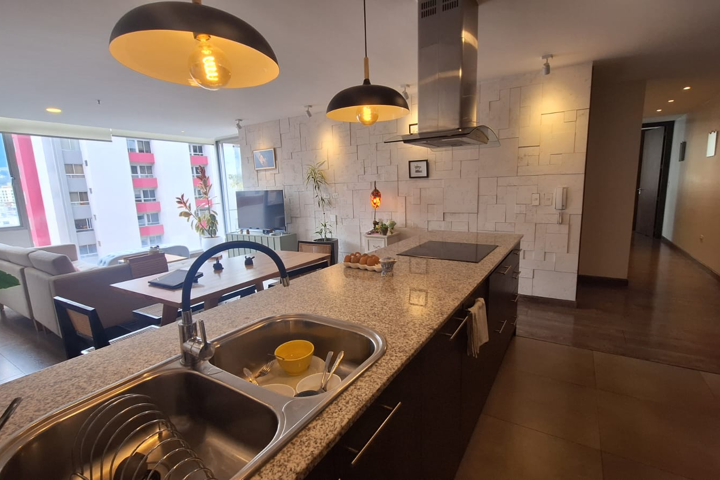 Beautiful 2 bedroom artist apartment with balcony - 6