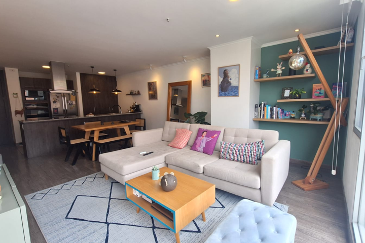 Beautiful 2 bedroom artist apartment with balcony - 4