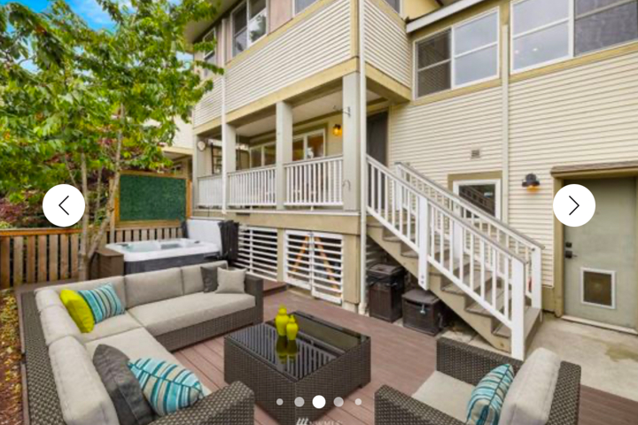 Centrally located townhouse on city park oasis - 2