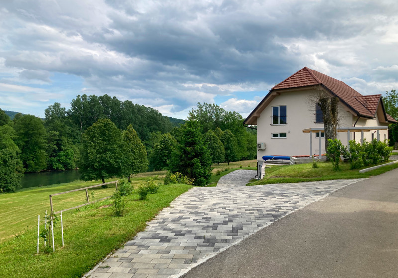 home swap in Adlešiči, Slovenia