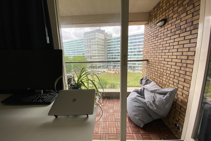 2BR apartment with 2 Workspaces and Fast WiFi - 6