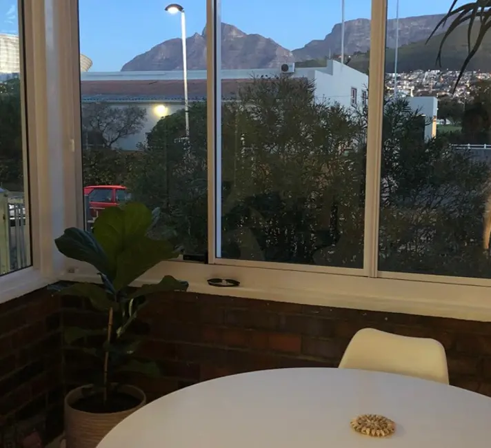 Cape Town, South Africa 1 bed · 1 workspace · 20 Mbps WiFi