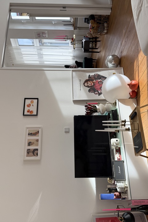 Sunny 3 Room Apartment in trendy Kreuzberg - 2