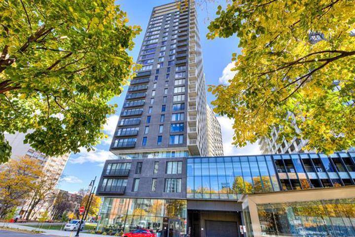 Luxury 1-Bedroom Apartment in Heart of Montreal - 21