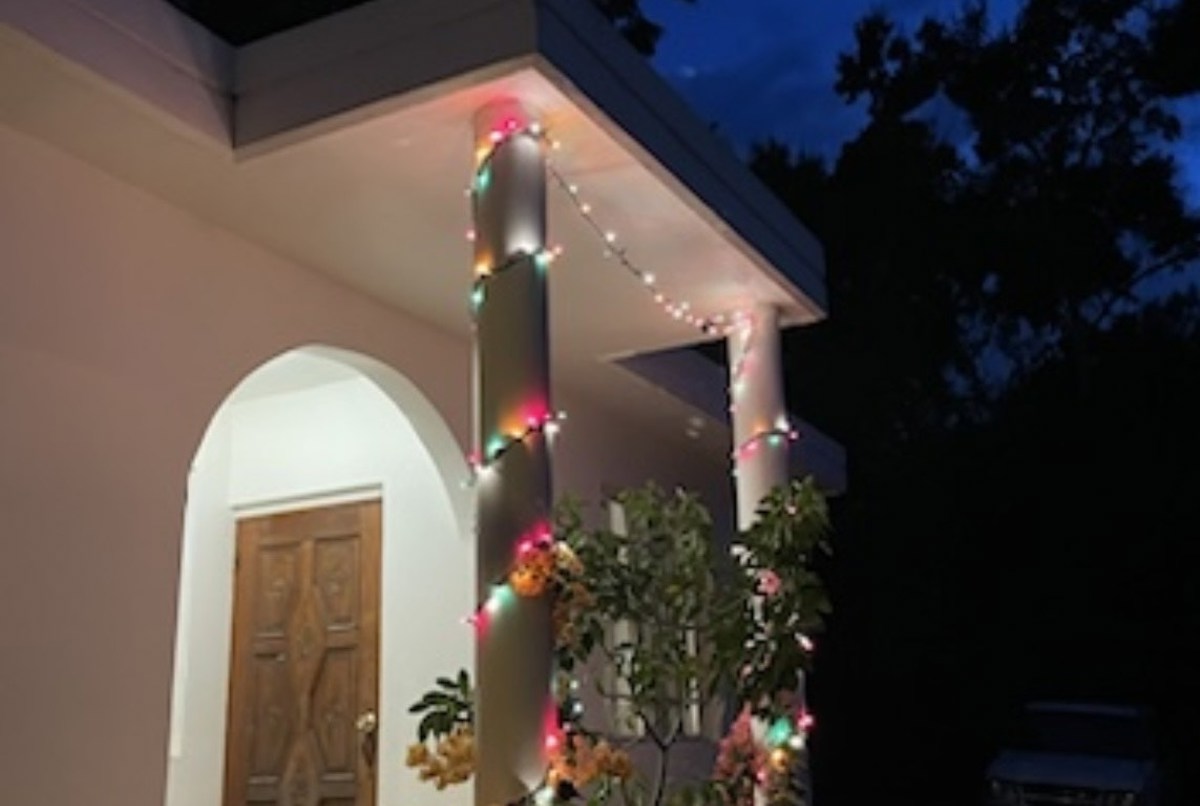 Cozy Clean Home in Tropical Getaway w Private Yard