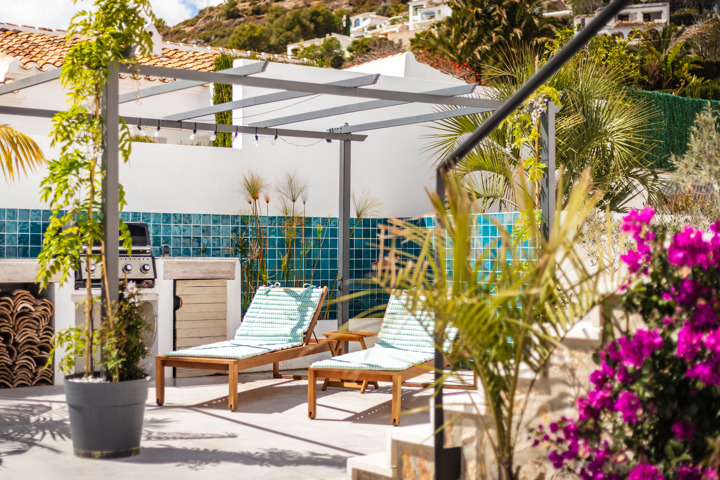 Stunning villa with sea and mountain views - 2