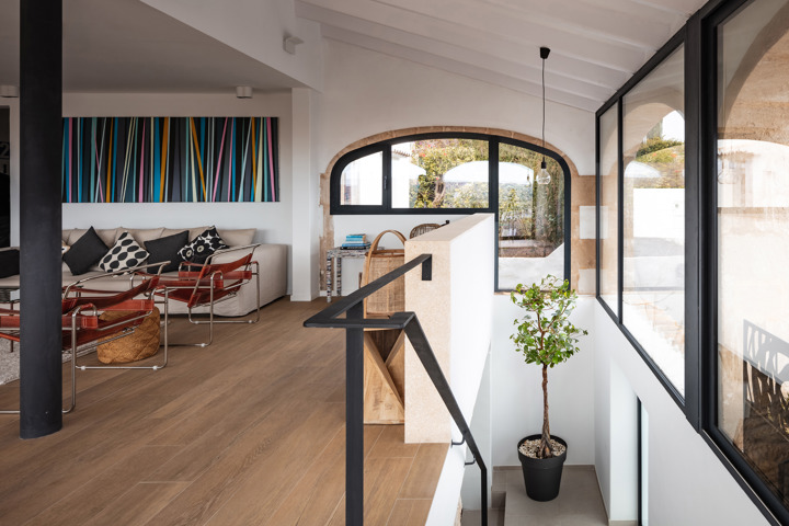 Stunning villa with sea and mountain views - 6