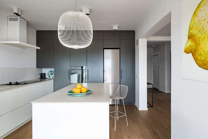 Stunning villa with sea and mountain views - 4