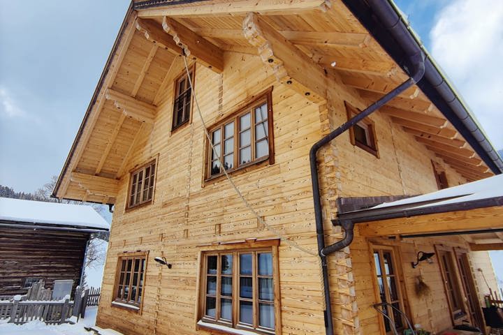 Lovely wood house in the middle of the alps. - 10