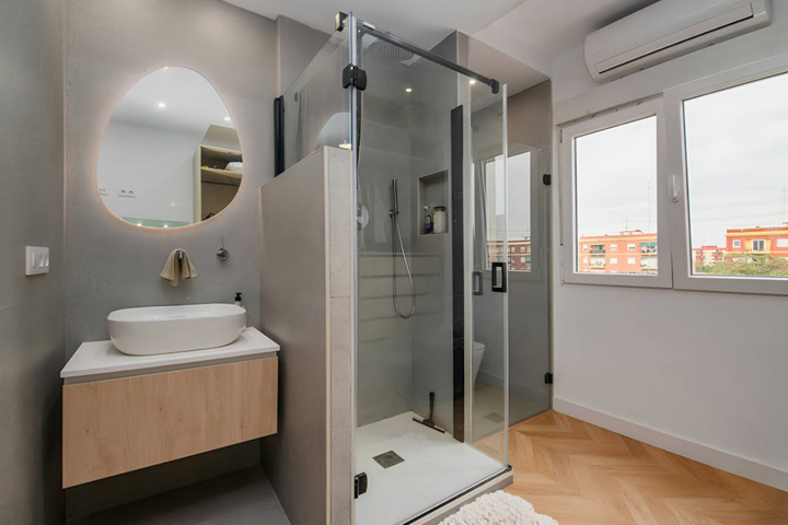 Modern stylish La Saïda home - 11