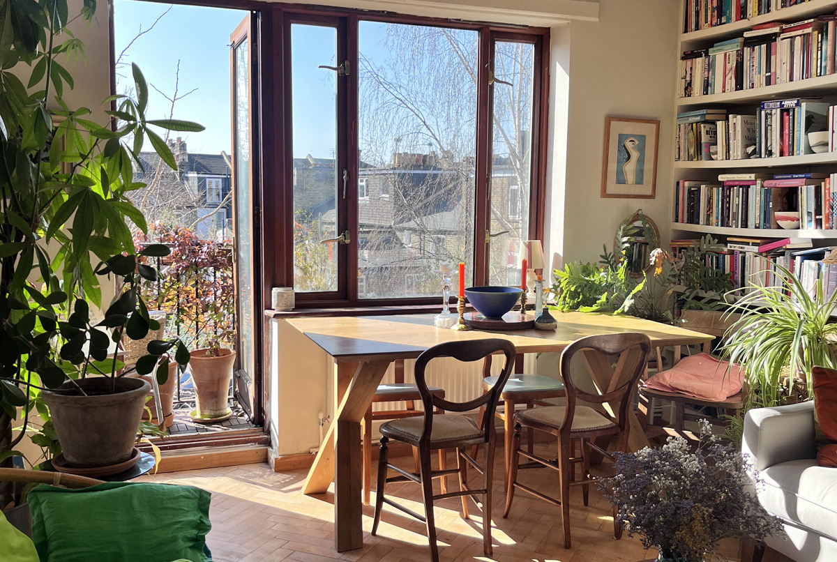 Tranquil sunny apartment in the heart of London