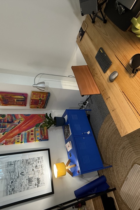 Close to city centre setup for remote working - 15