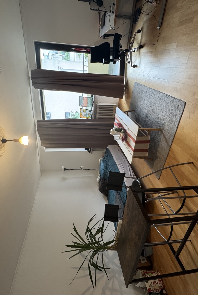 Bright & Cozy Munich Studio with Balcony