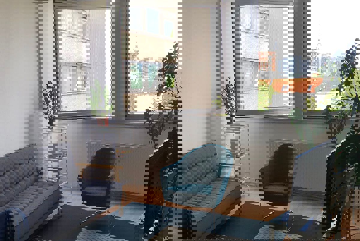 Bright and great Located