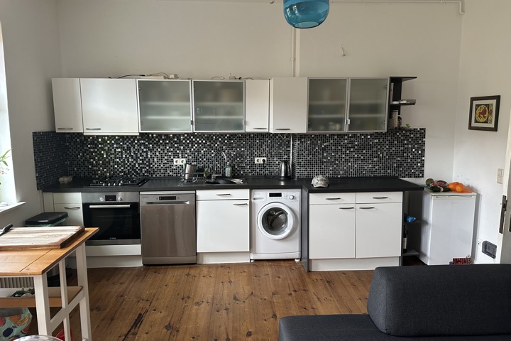 Friedrieshchain apartment with a soundsystem - 13