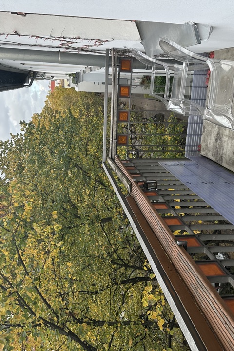 Friedrieshchain apartment with a soundsystem - 16