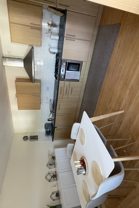 Bright and spacious flat in quaint Scottish town - 1