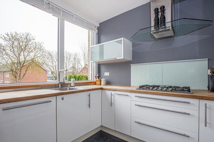 Comfortable Family Home in Beek en Donk — Near Ehv - 4