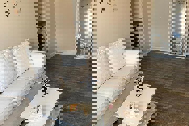 Spacious 2-Bedroom Apartment Near City Center - 1