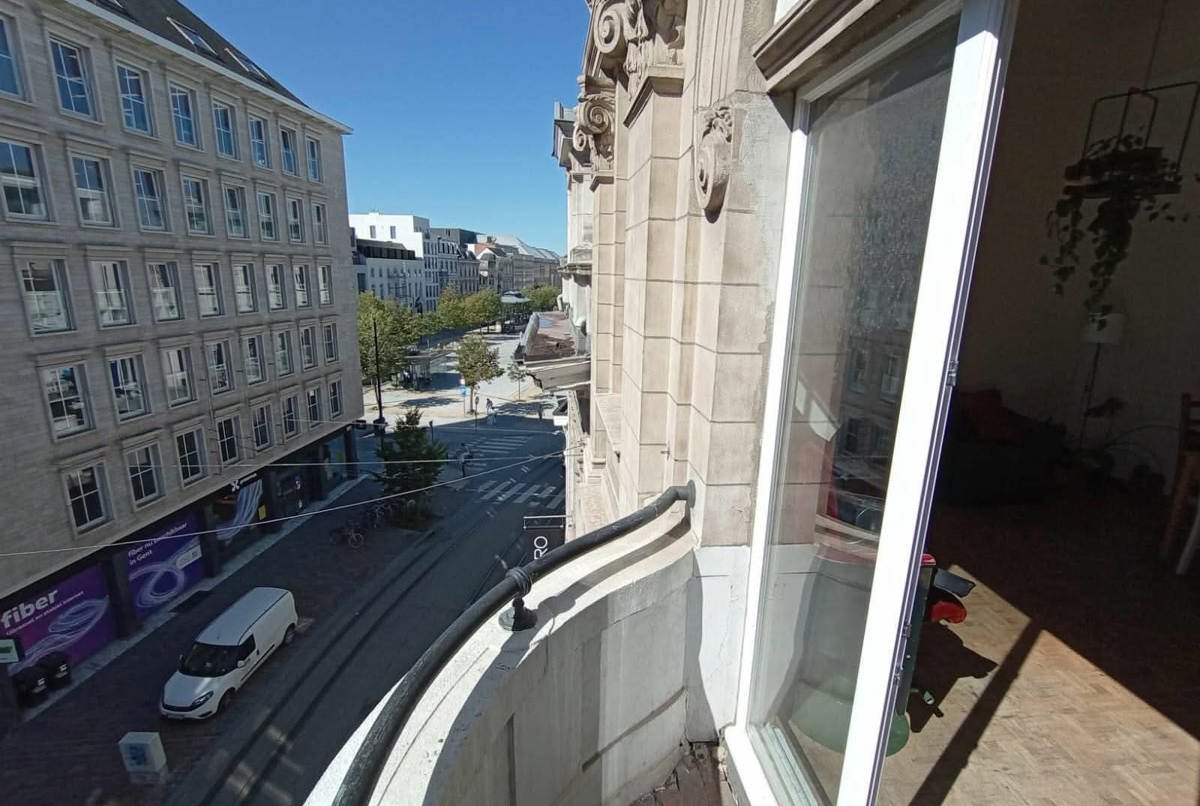 Mansion second floor located in old city centre
