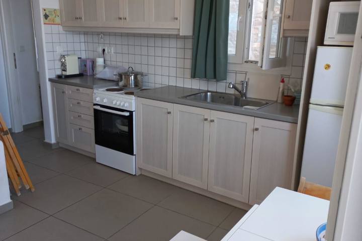 cosy blue and white by the sea - 3