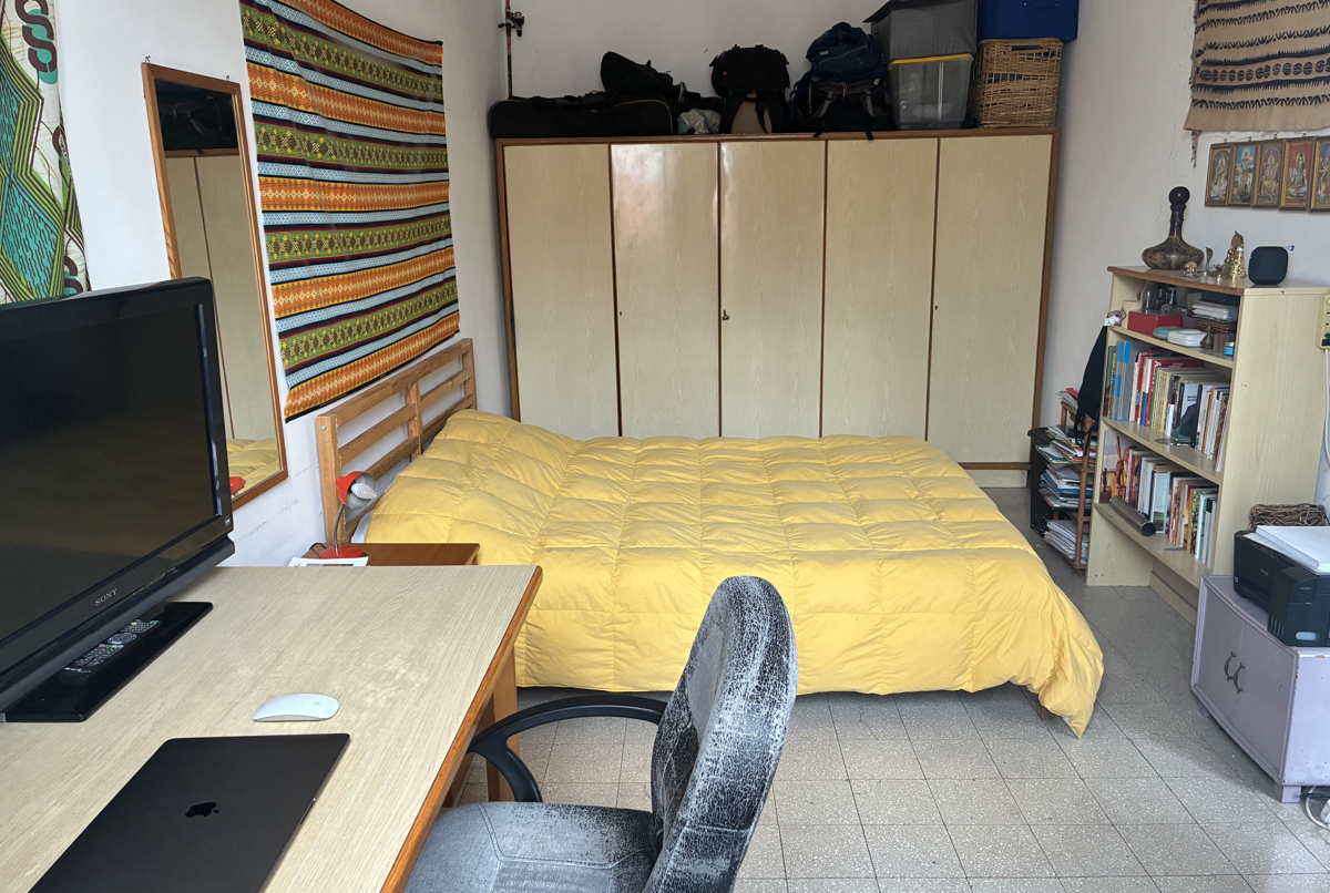 Artistic house right in the city center of Napoli