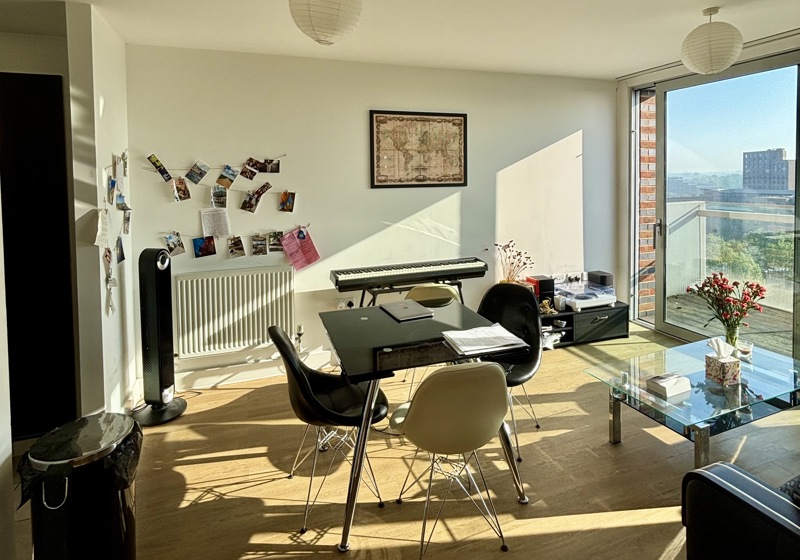 home swap in London, England