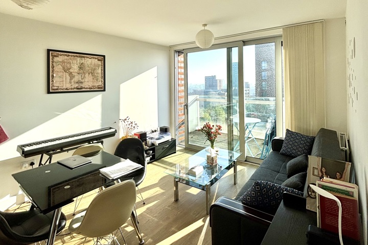 Cozy 1 Bedroom Flat in Bow (E3) - 1