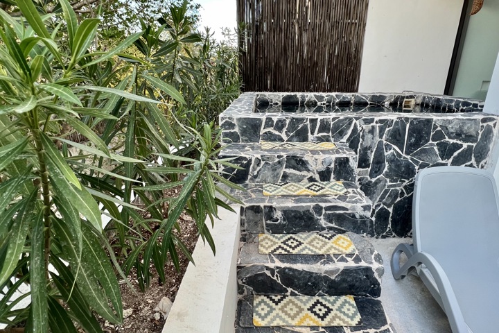 Private Pool! Light Filled Gem in La Veleta Tulum - 2