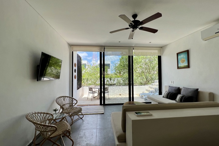 Private Pool! Light Filled Gem in La Veleta Tulum - 9